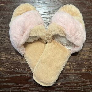 L*Space Cloud Slippers